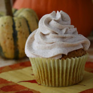 Friday Foto: Pumpkin Spice Cupcakes with Cinnamon Whipped Cream