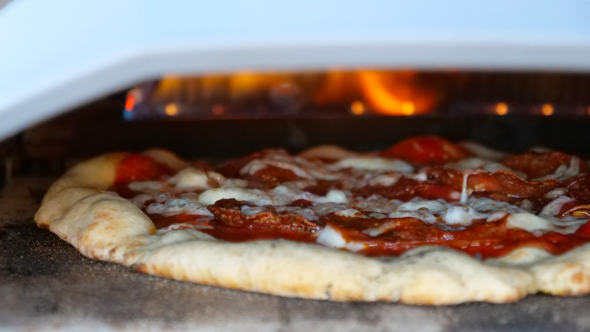 Stone-fired Pizza Temps: Perfect Crust at Home