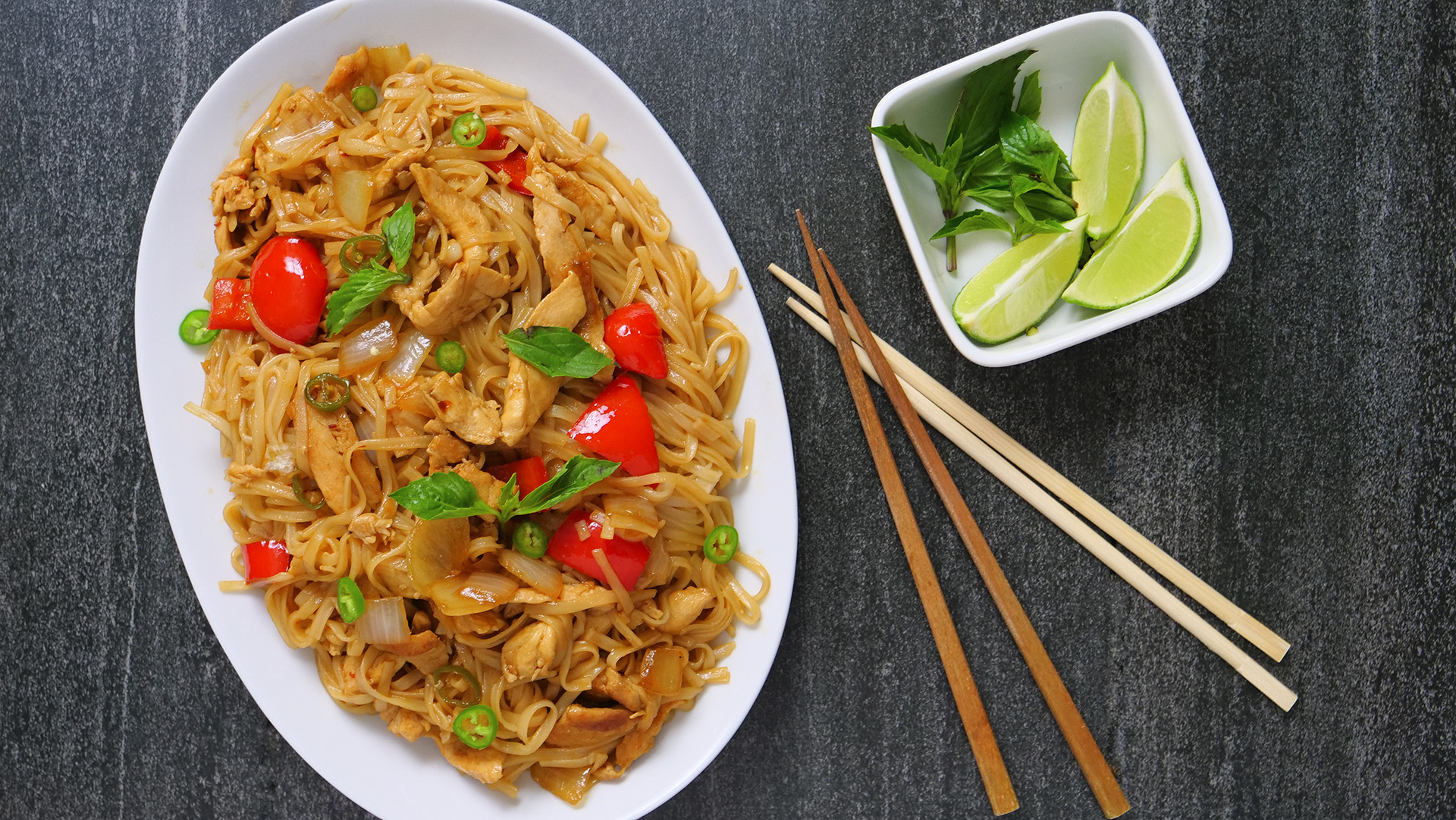 thai-style-drunken-noodles